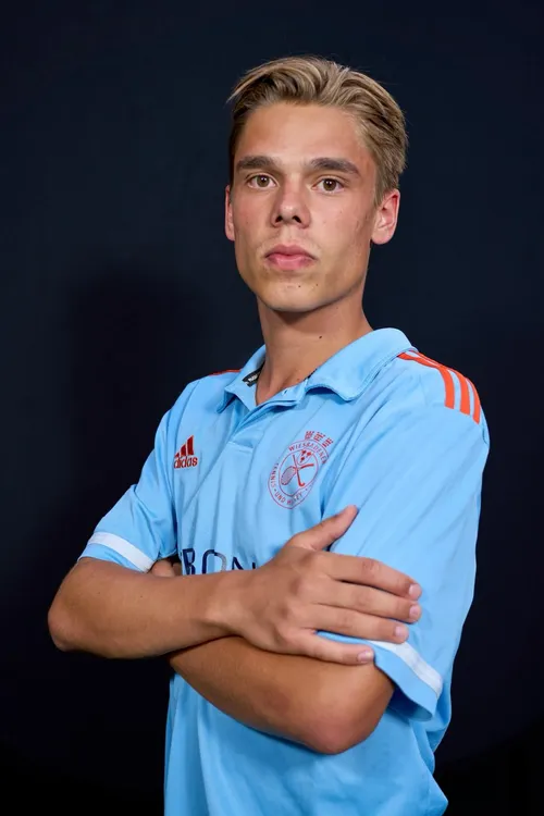 player image